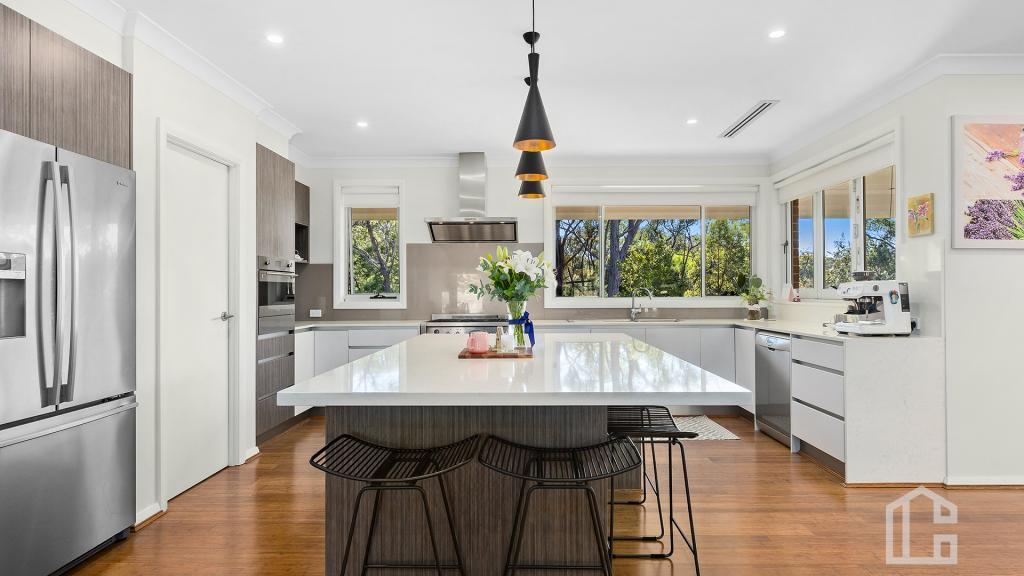 9 Antrim Pl, Hazelbrook, NSW 2779
