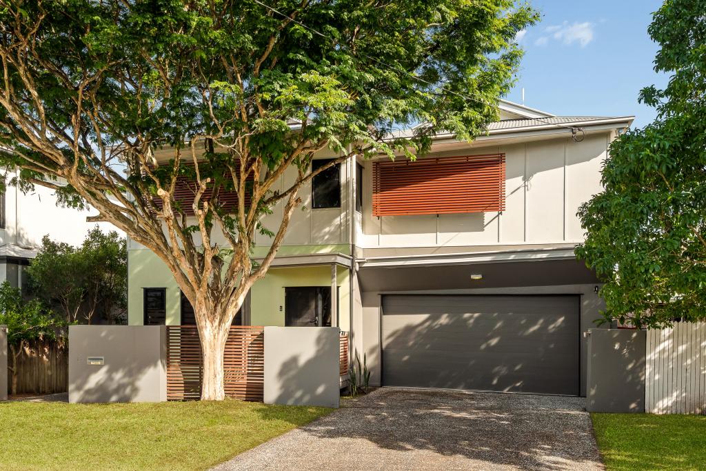 15 Jenolan Ave, Hawthorne, QLD 4171