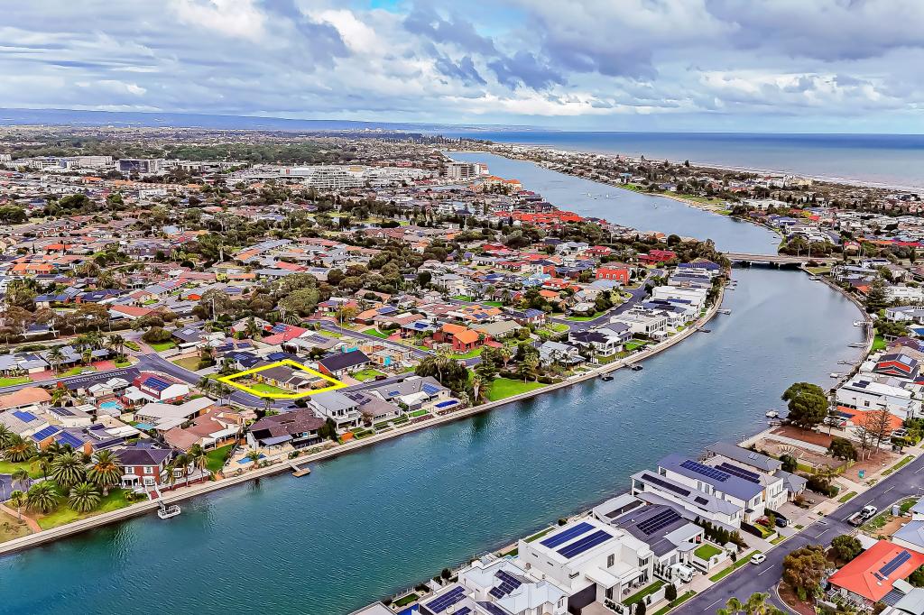7 Antigua Gr, West Lakes, SA 5021