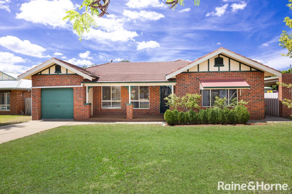 38 Lamilla St, Glenfield Park, NSW 2650