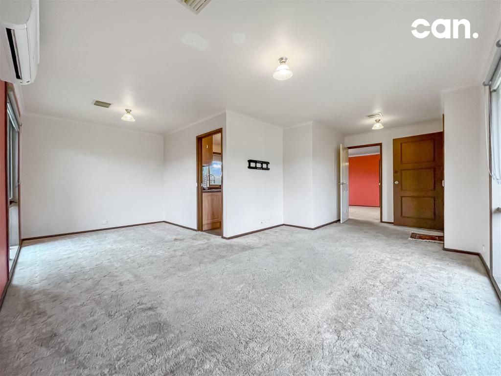 8 Teralba Cl, Mill Park, VIC 3082