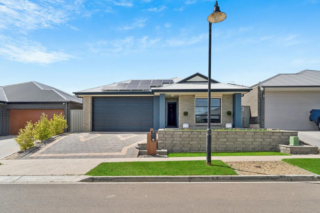 18 Goyder Rd, Seaford Heights, SA 5169