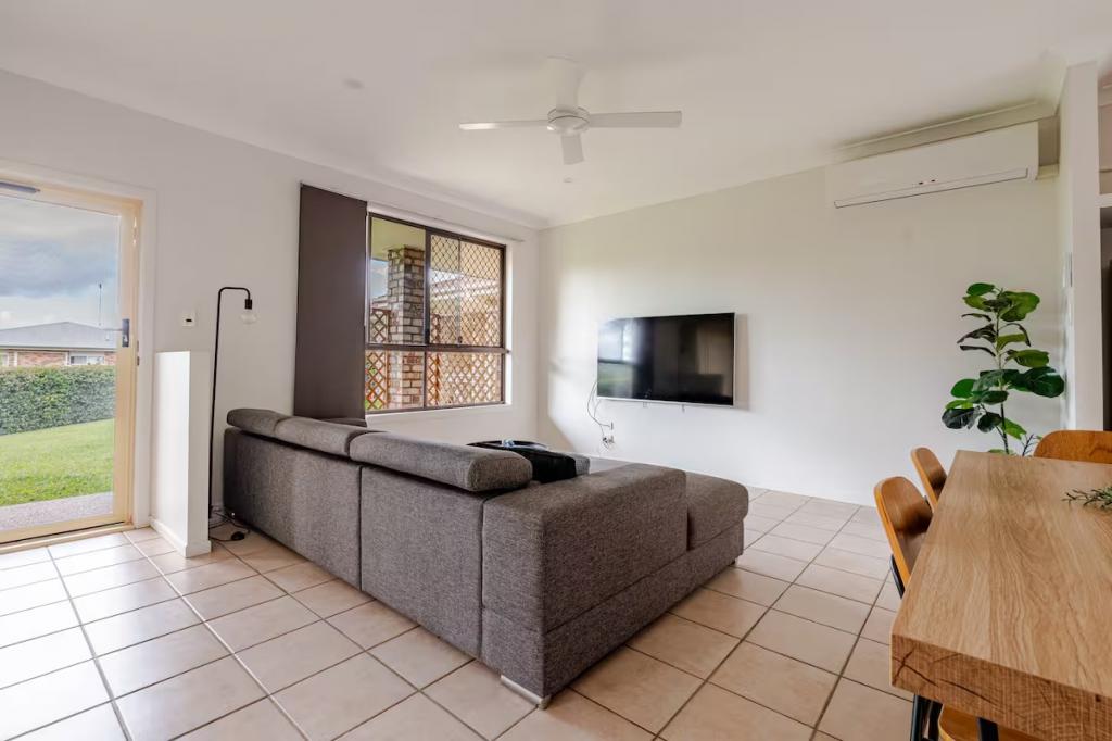 77a Birdlife Ct, Nerang, QLD 4211
