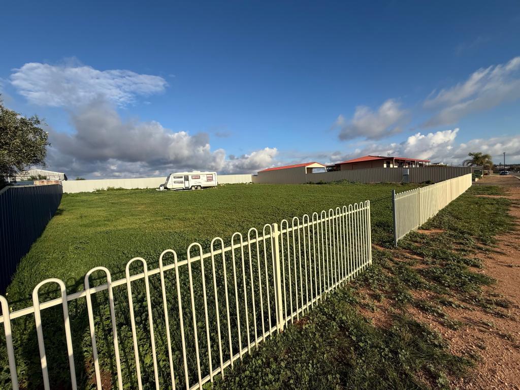 15 Gulfview Dr, Tickera, SA 5555