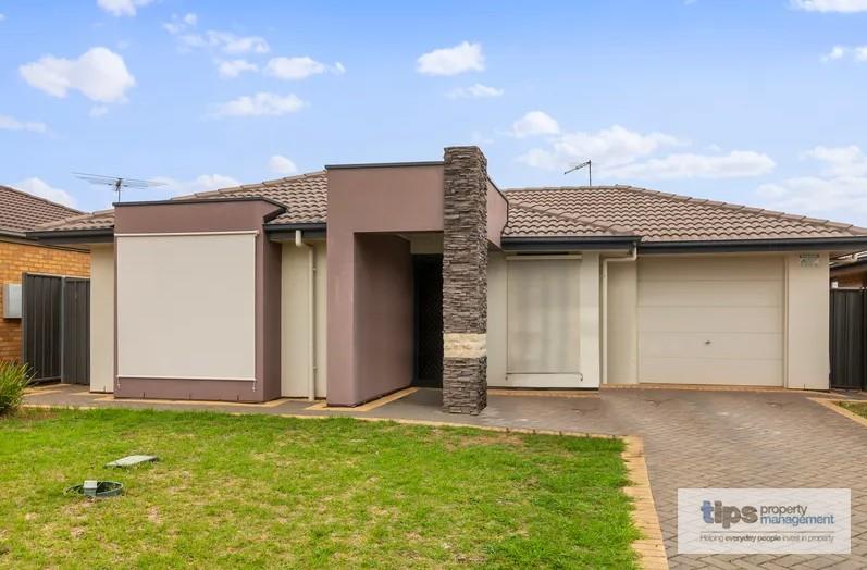 6 Albert Ct, Andrews Farm, SA 5114