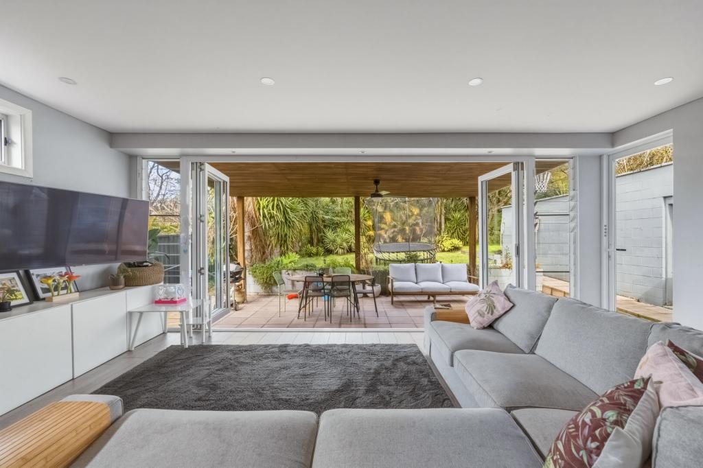 142 Forest Rd, Miranda, NSW 2228