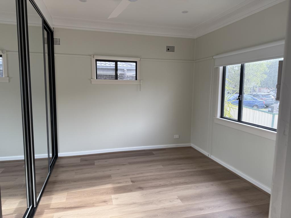 18 BLENMAN AVE, PUNCHBOWL, NSW 2196