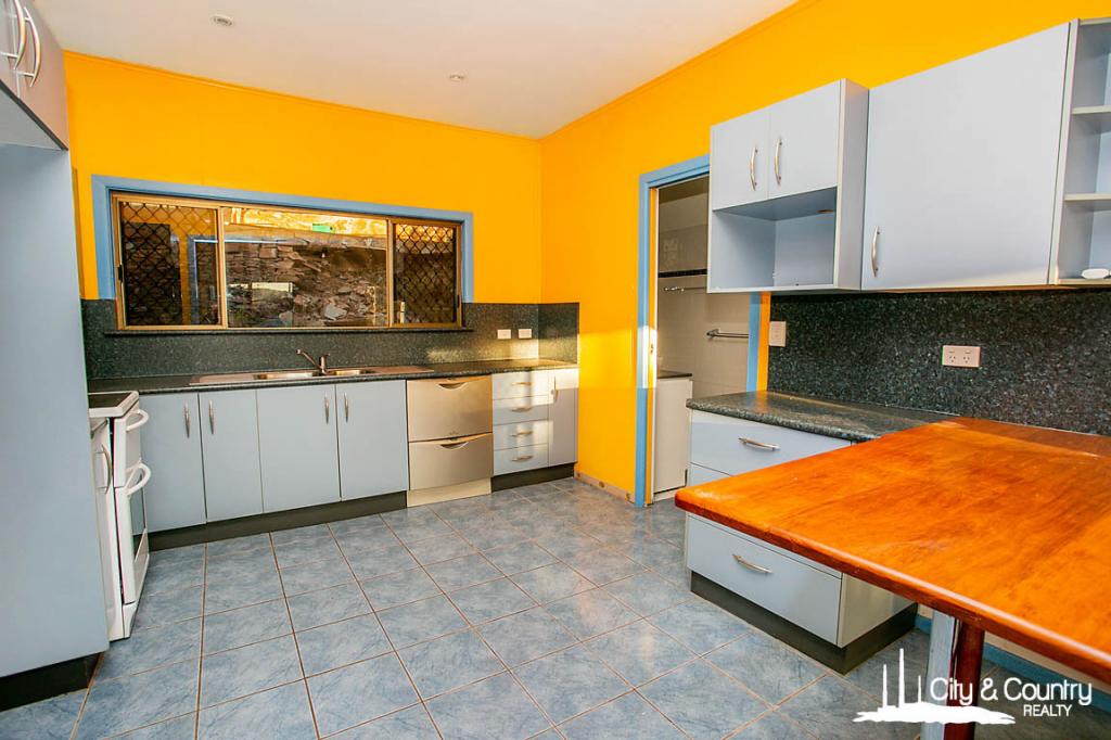 18 Landy St, Mornington, QLD 4825