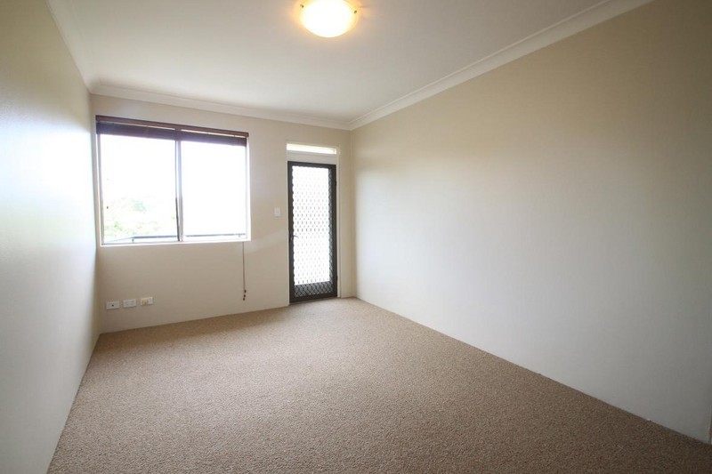 15/8-10 Bayley St, Marrickville, NSW 2204