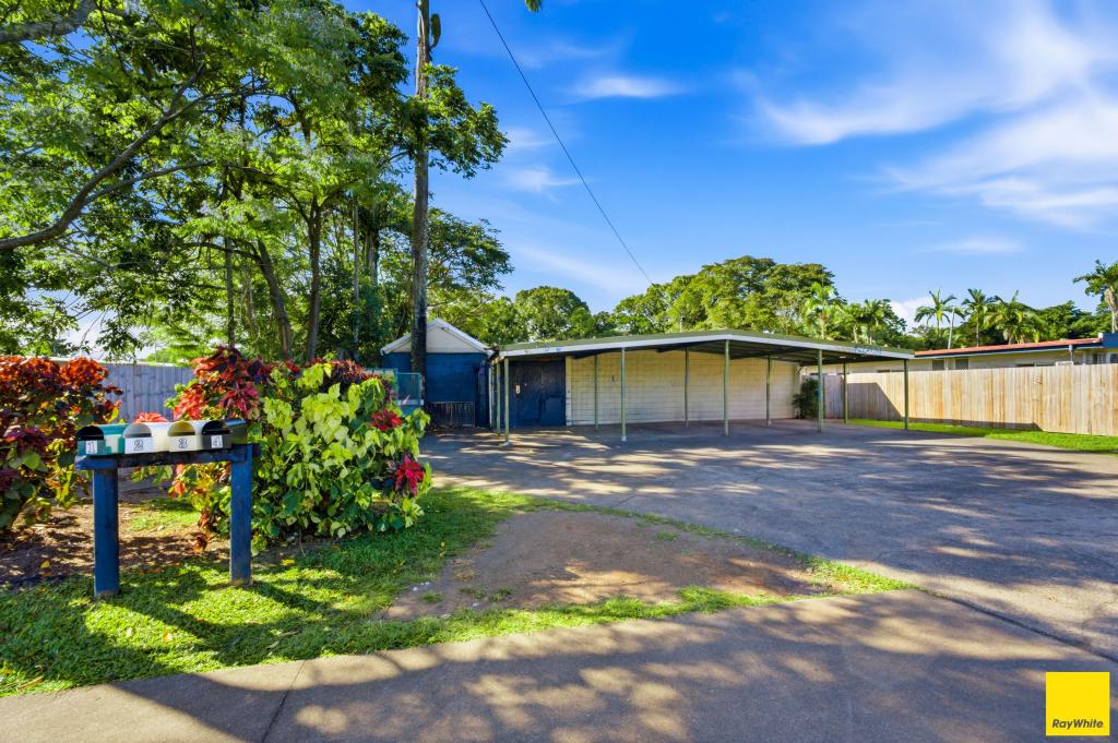 4/5 Sandown Cl, Woree, QLD 4868