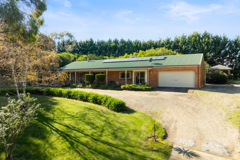11 Bonnieview Ct, Wandong, VIC 3758