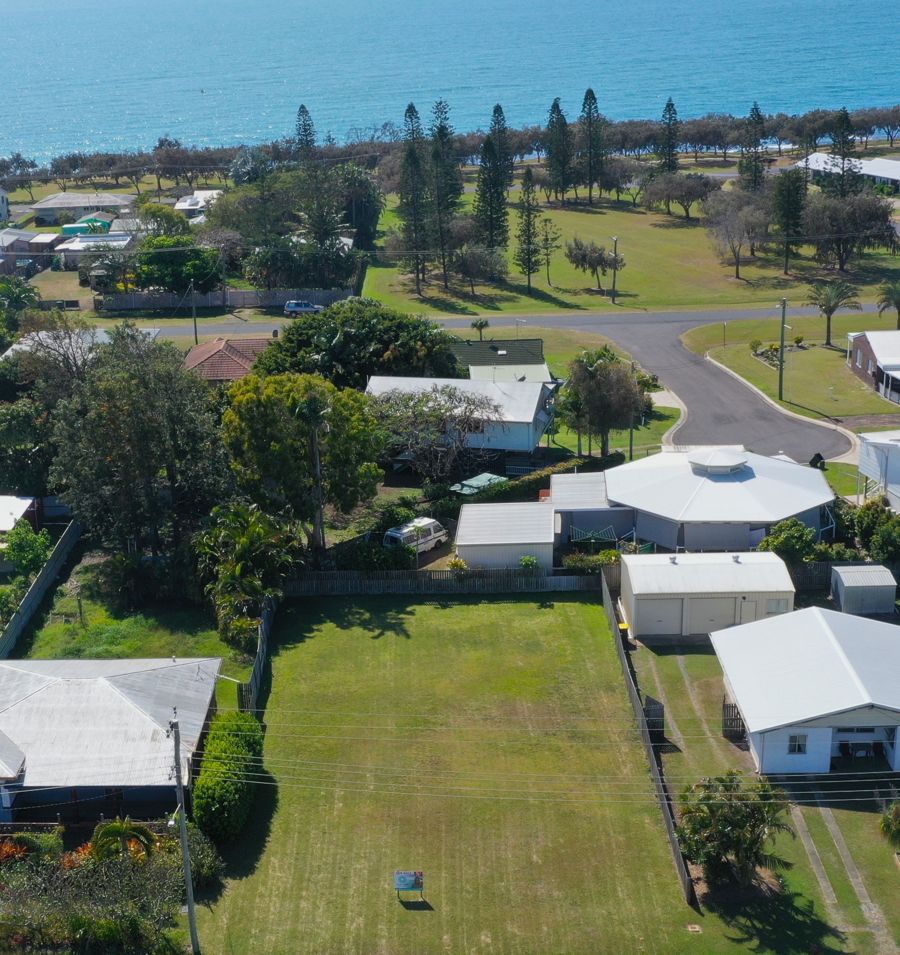 76 Welch St, Elliott Heads, QLD 4670