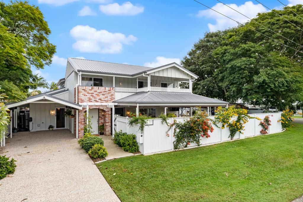 63 Broadwater Tce, Redland Bay, QLD 4165
