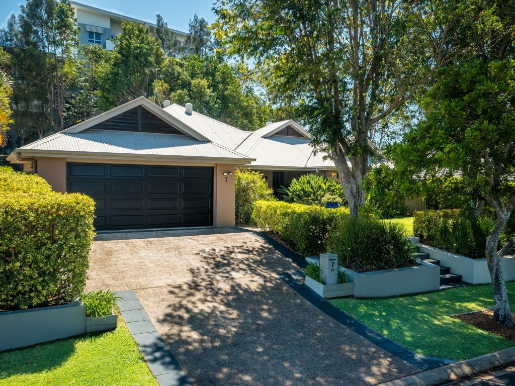 7 Mountain Ash Cct, Robina, QLD 4226