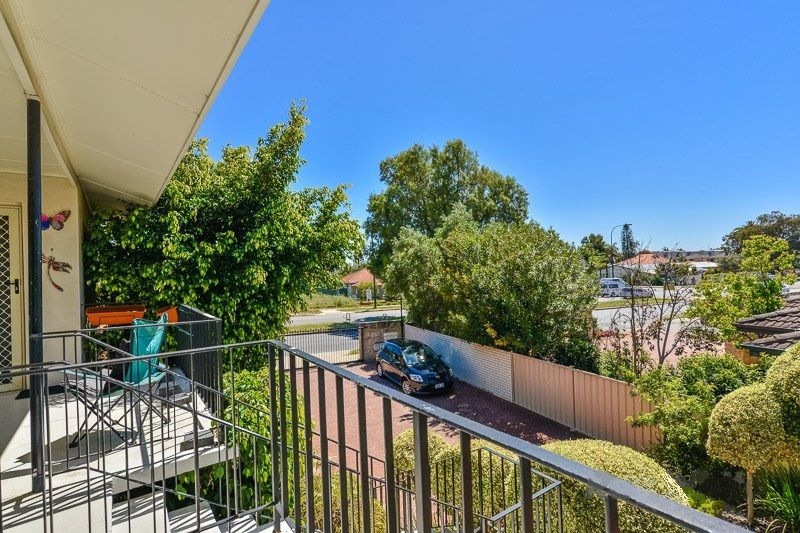 6/561 Canning Hwy, Alfred Cove, WA 6154