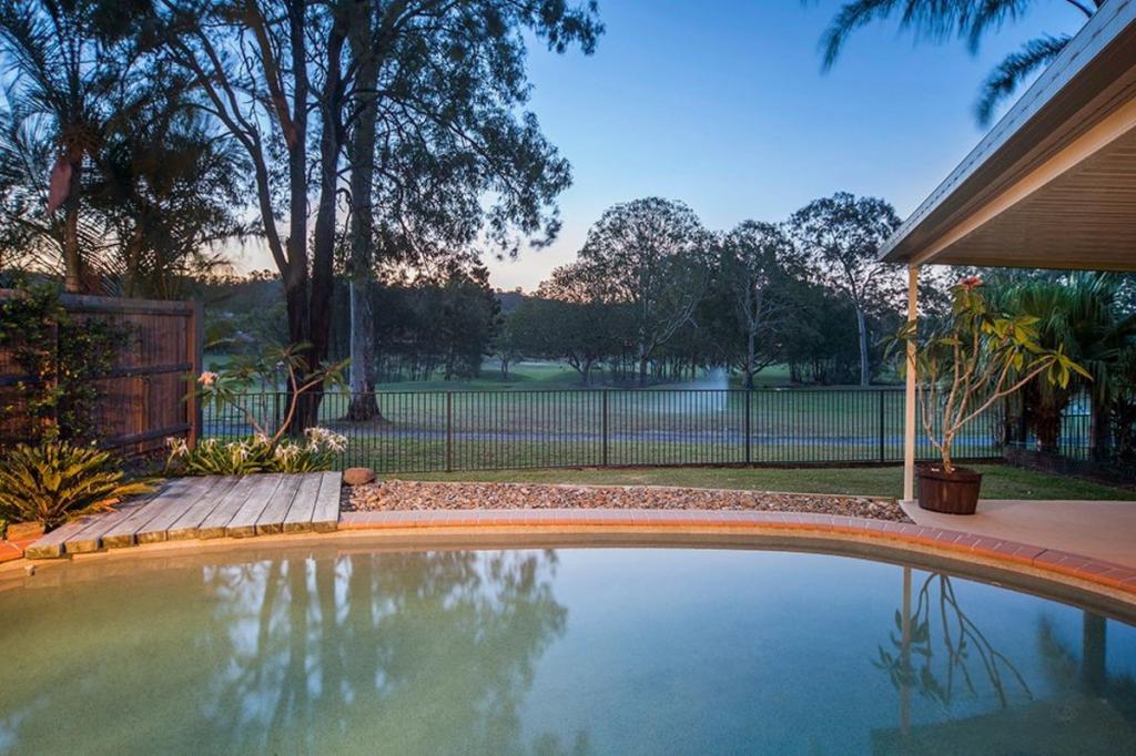 38 Stretton Dr, Helensvale, QLD 4212