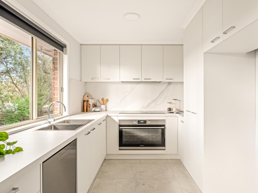 8/2 Allington Pl, Langwarrin, VIC 3910