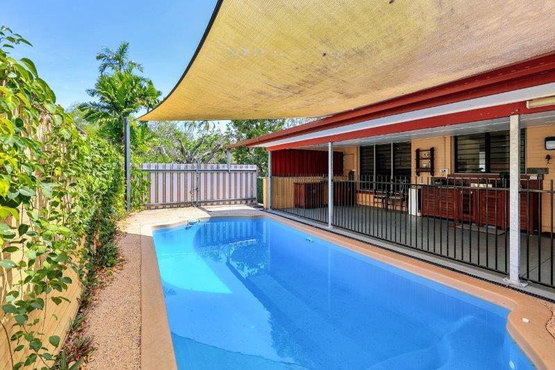 2 Robinson Rd, Millner, NT 0810