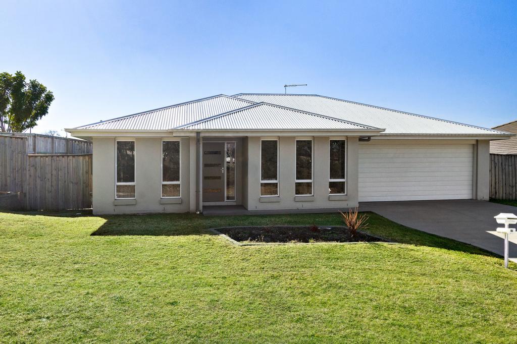 18 Arrowgrass St, Aberglasslyn, NSW 2320