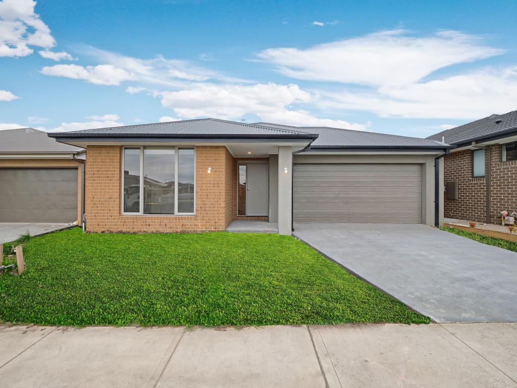 22 Patrobas Loop, Cranbourne East, VIC 3977