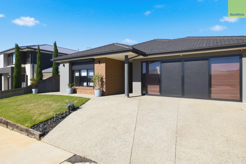 13 Hollyhoke Dr, Maddingley, VIC 3340
