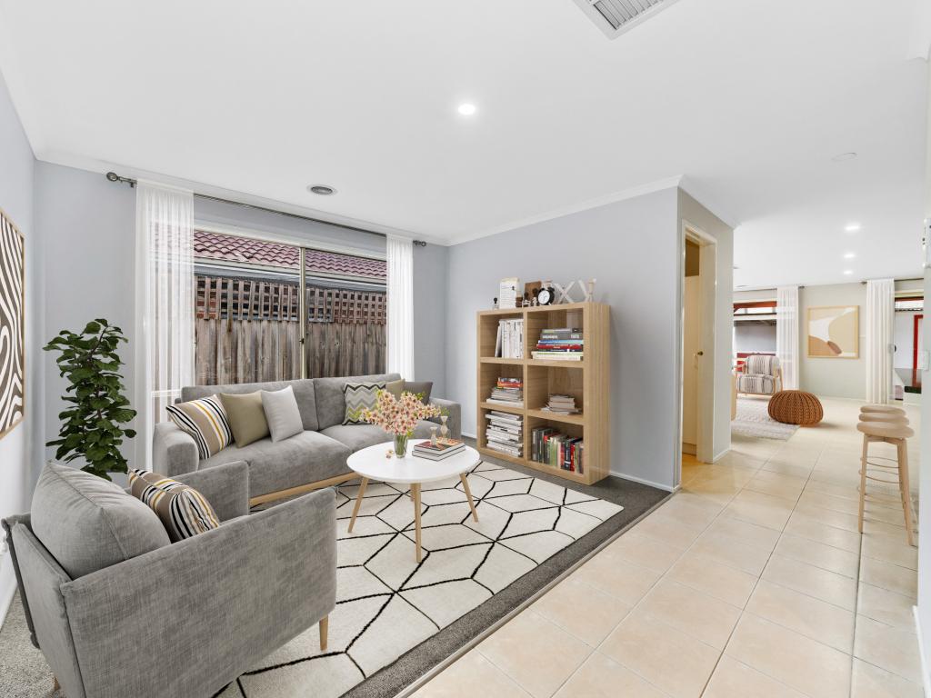 2 Dartmoor Dr, Cranbourne East, VIC 3977