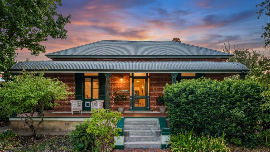 54 Upper St, East Tamworth, NSW 2340