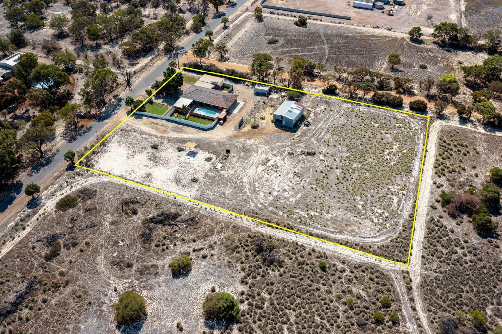 35 Stuart Rd, Moresby, WA 6530