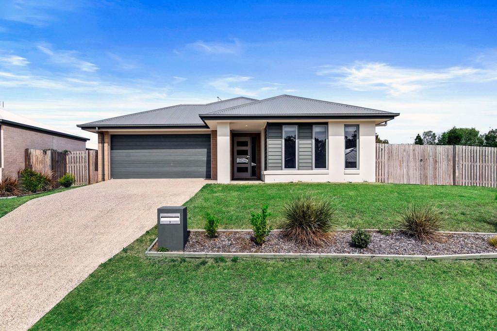 3 CHARLOTTE CT, KAWUNGAN, QLD 4655