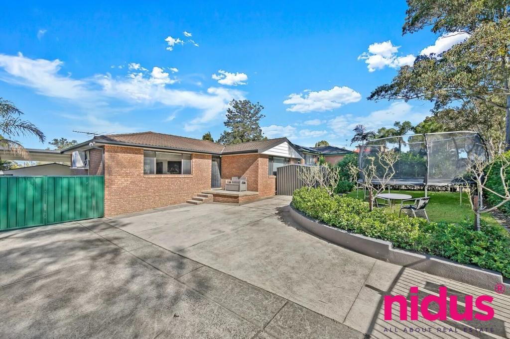 15 GLENN ST, DEAN PARK, NSW 2761