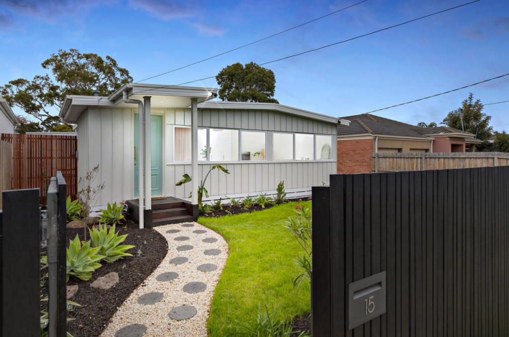 15 Chicquita Ave, Seaford, VIC 3198