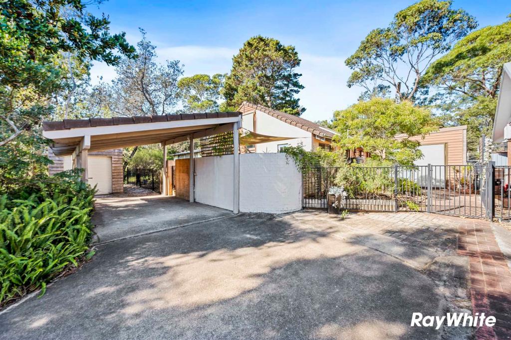 15 Larmer Cl, Broulee, NSW 2537