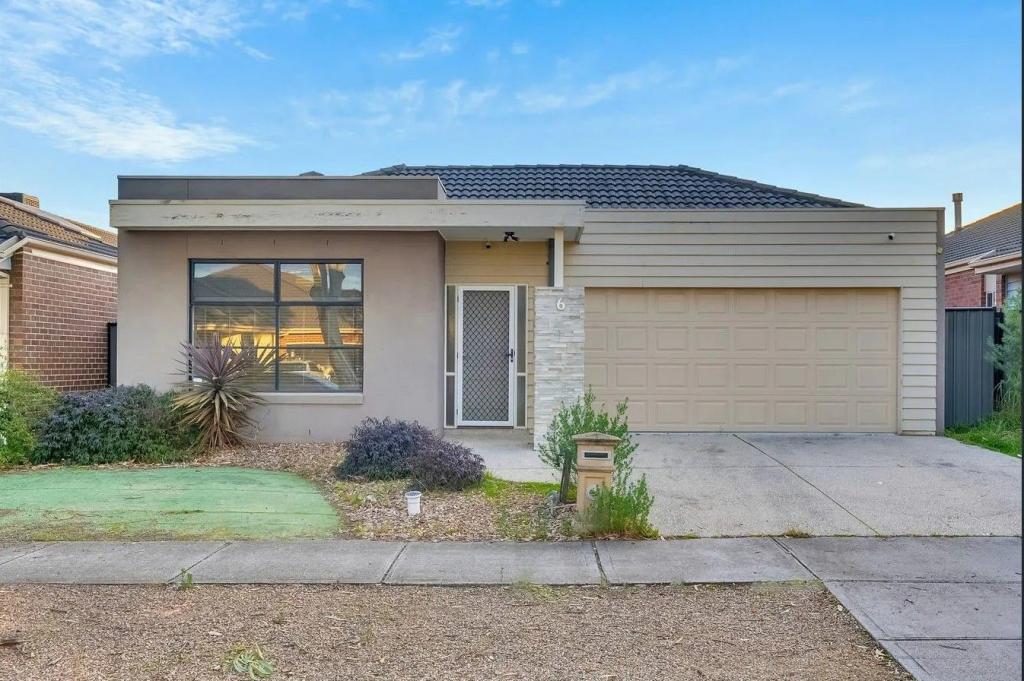 6 ROSLEIGH DR, CRAIGIEBURN, VIC 3064