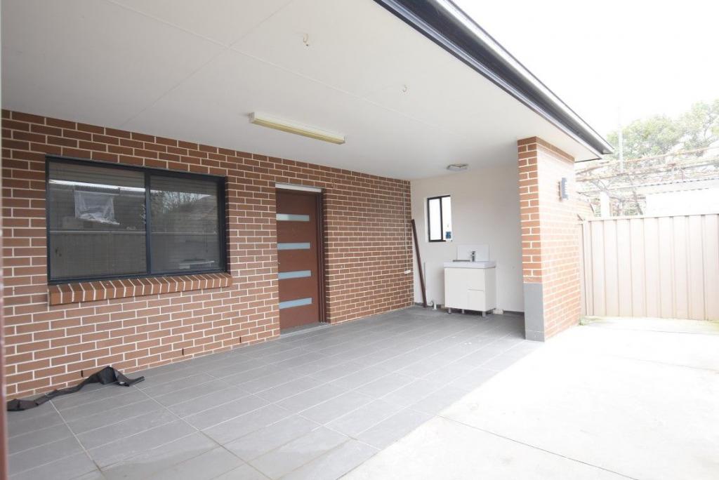 10A OWEN ST, PUNCHBOWL, NSW 2196