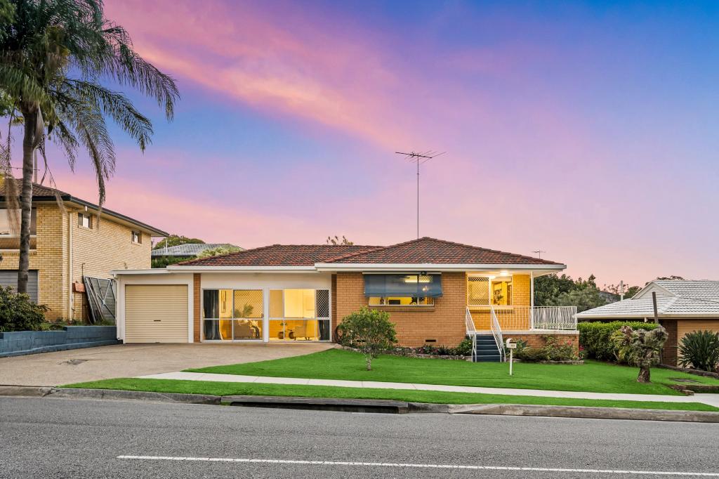 121 Greenmeadow Rd, Mansfield, QLD 4122