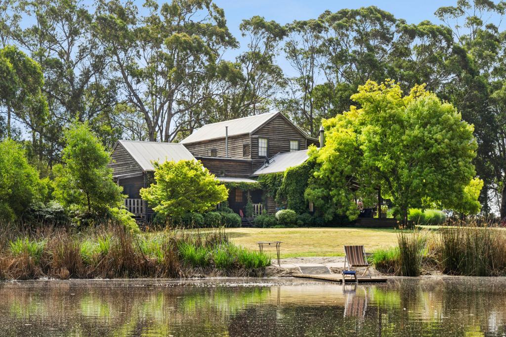 40 Beatties Lane, Trentham East, VIC 3458