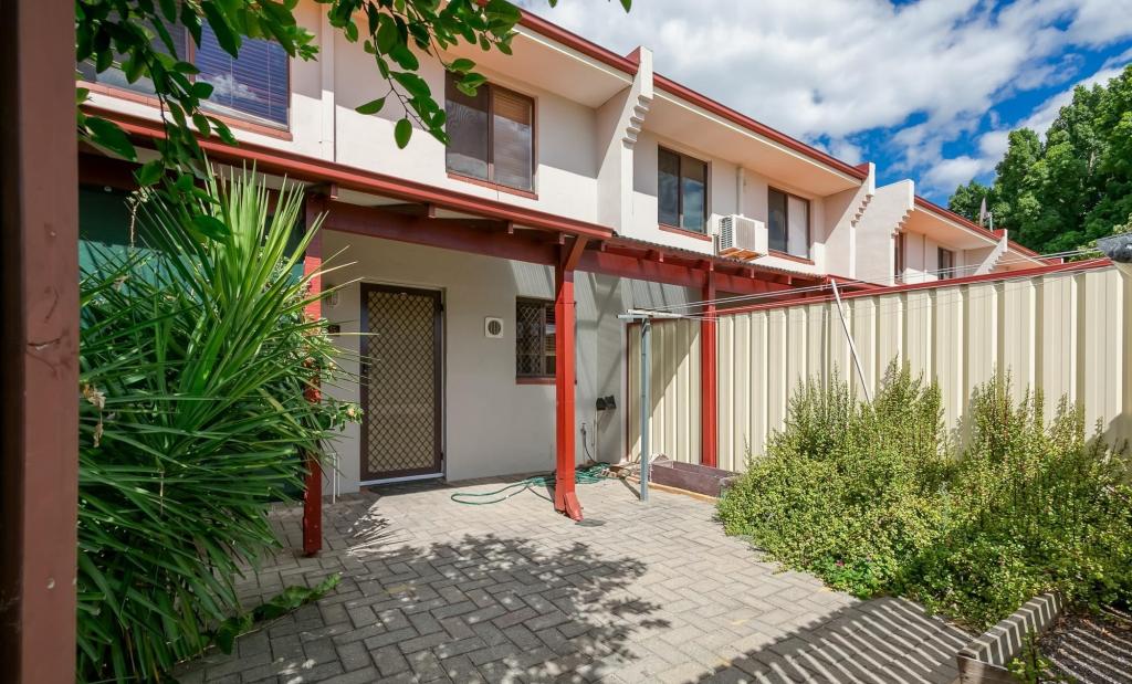 15/33 Farina Dr, Yokine, WA 6060