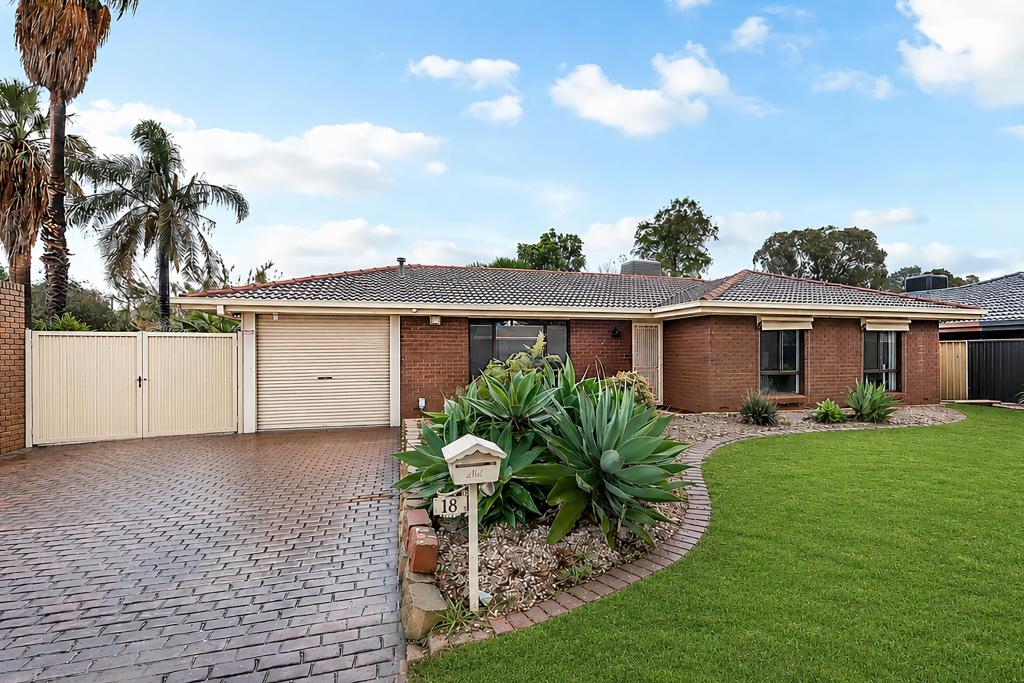 18 Taarnby Dr, Salisbury Downs, SA 5108