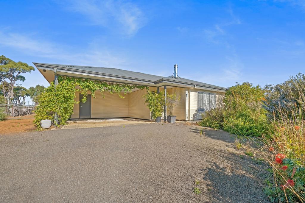 2 Merlot St, Walpole, WA 6398