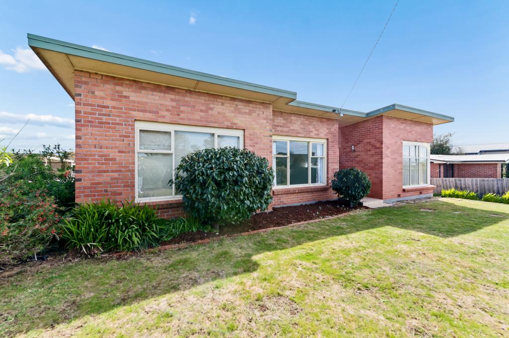 41 Surrey St, Devonport, TAS 7310