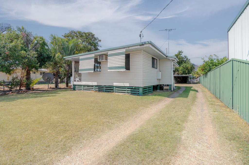 14 Sapphire Ave, Emerald, QLD 4720