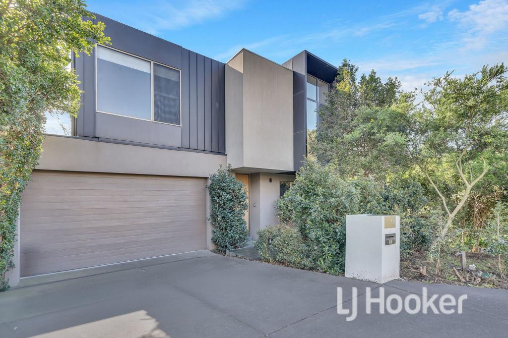10 Cypress Way, Kew, VIC 3101
