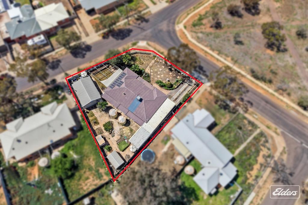 3 MILSOM ST, WHYALLA STUART, SA 5608