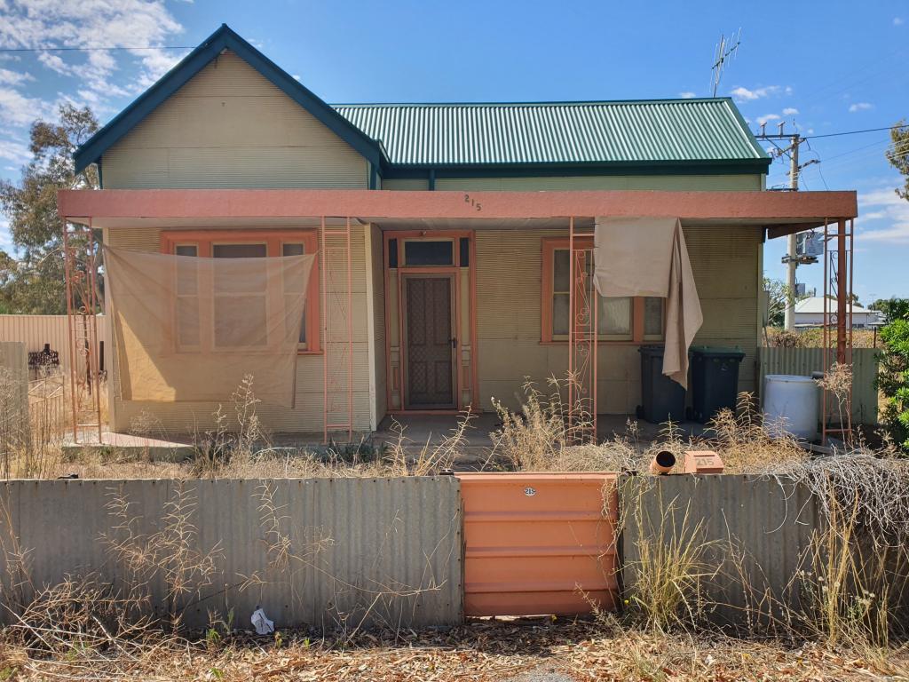 215 Eyre St, Broken Hill, NSW 2880