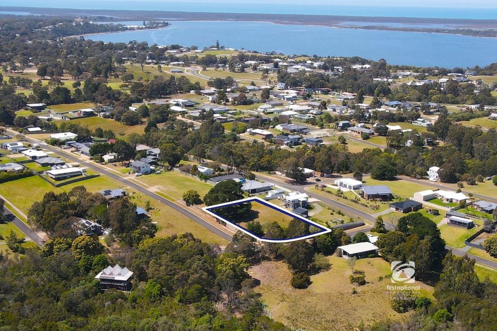 29 & 31 Seagull Ave, Metung, VIC 3904
