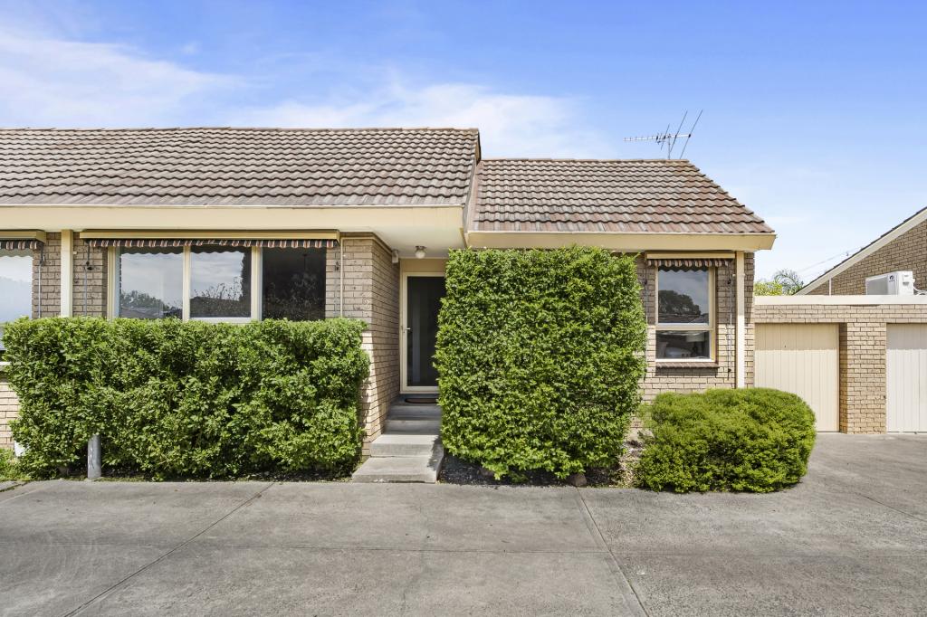 2/68 Pine St, Reservoir, VIC 3073