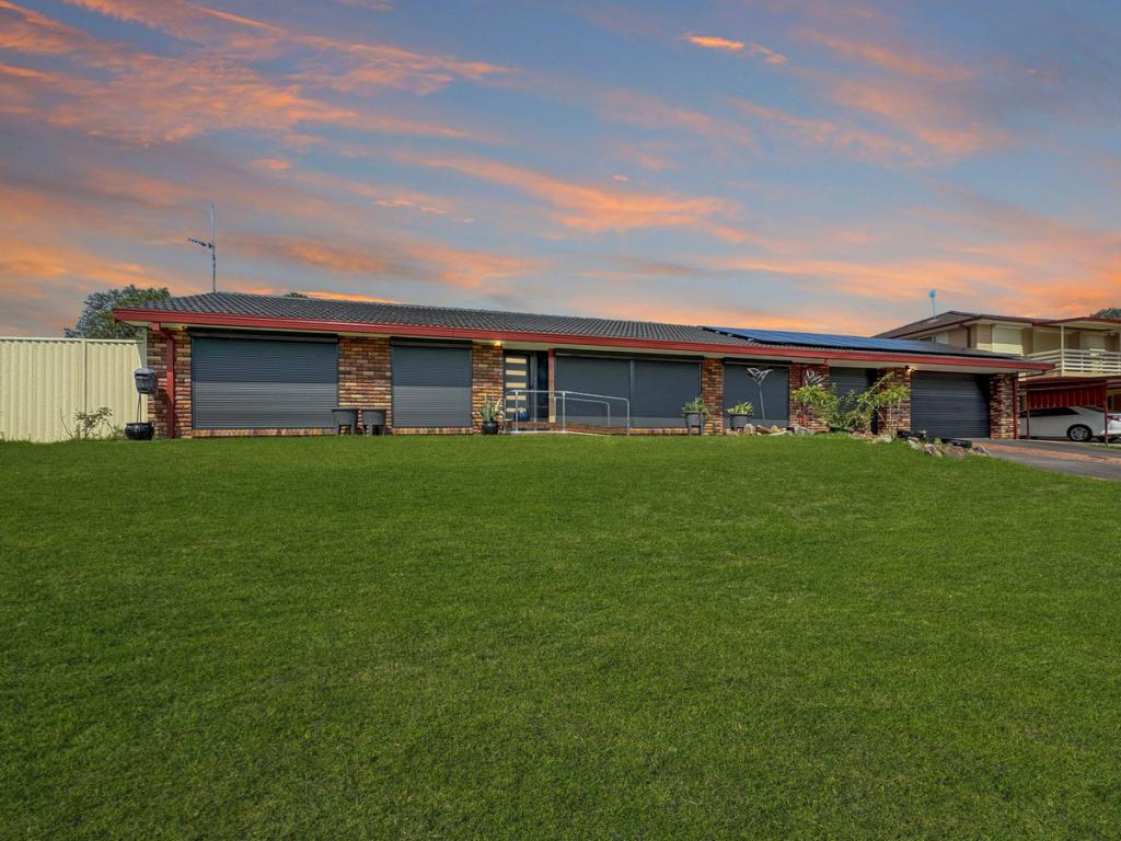 2 Thornhill Cres, Werrington Downs, NSW 2747