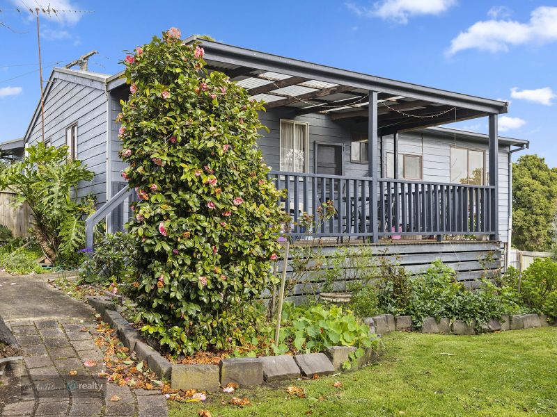 4 HILLSIDE CT, KORUMBURRA, VIC 3950