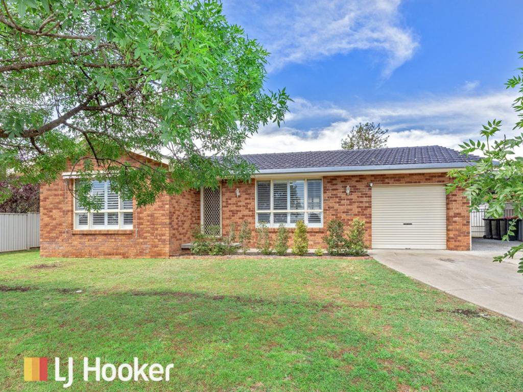 8 Bryan St, South Tamworth, NSW 2340