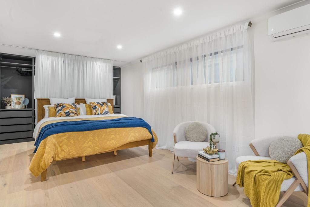 62 Radiata St, Hillcrest, QLD 4118